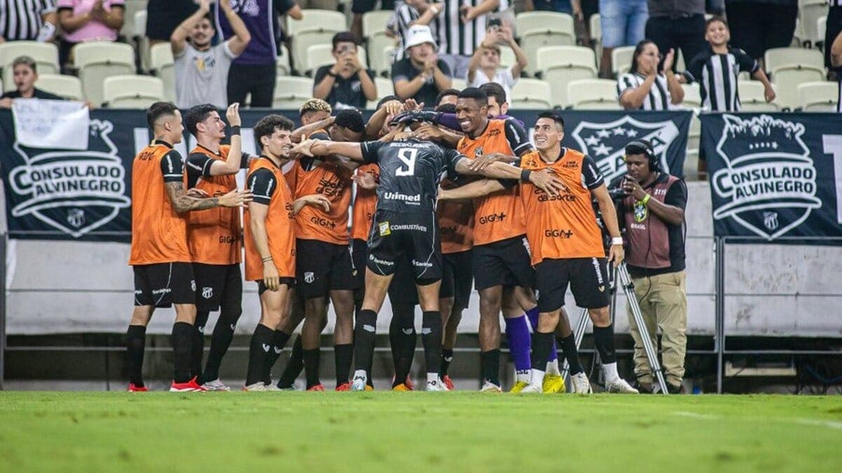Ceará comemora contra o Vasco