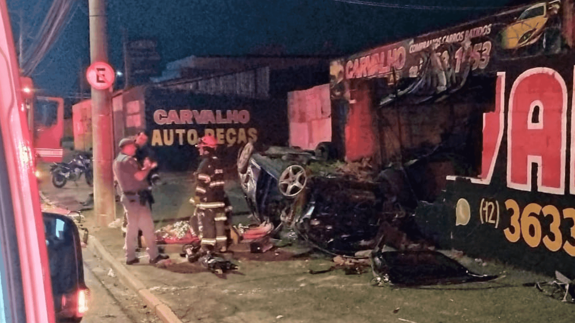 Dois homens morrem e outro fica ferido após acidente de trânsito em Taubaté