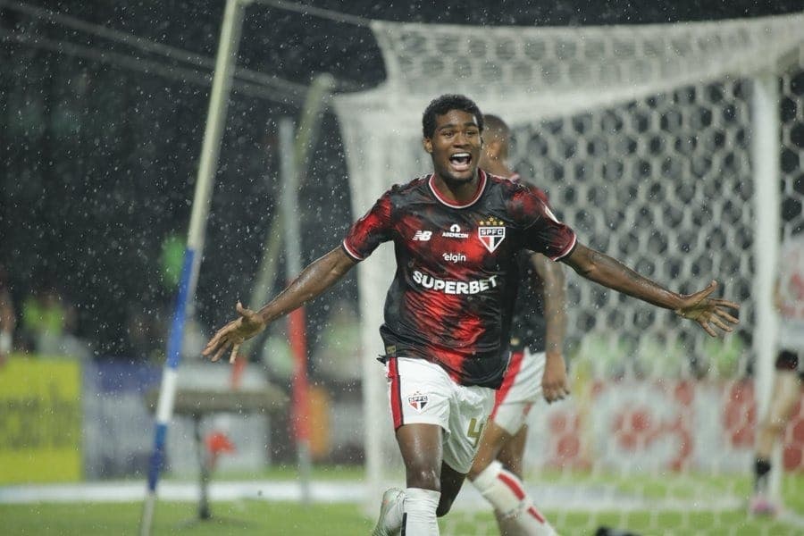 Lucas Ferreira