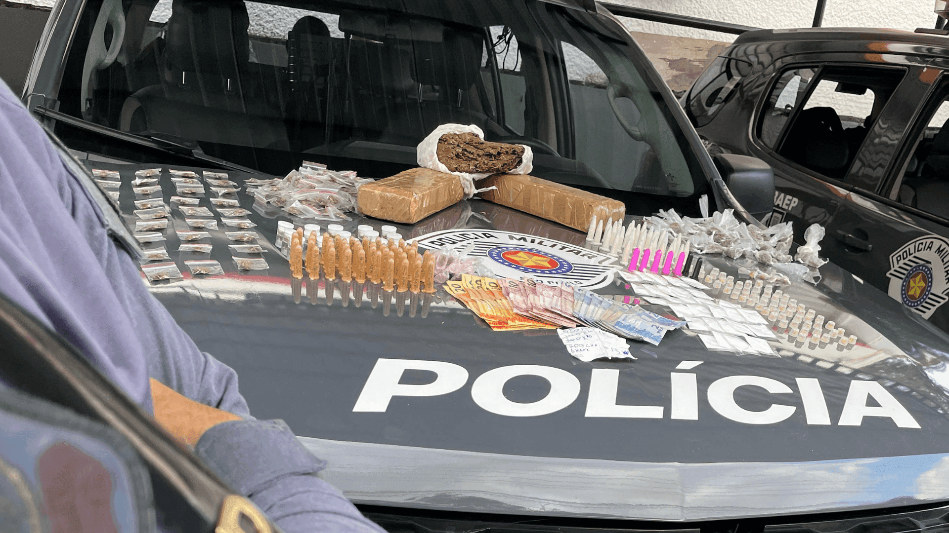 Homem de 29 anos é preso com grande quantidade de drogas em São José dos Campos