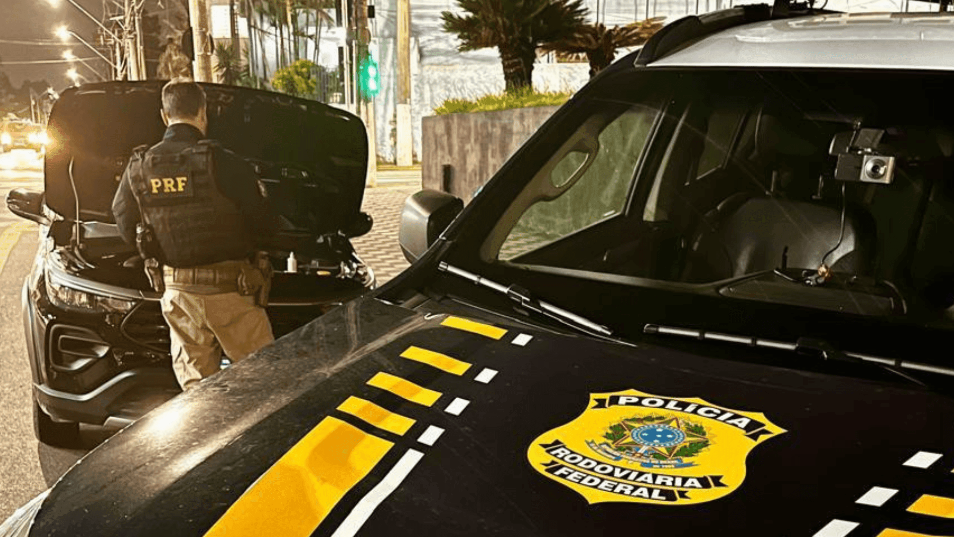 PRF recupera veículo roubado durante Operação Impacto na Dutra em Jacareí