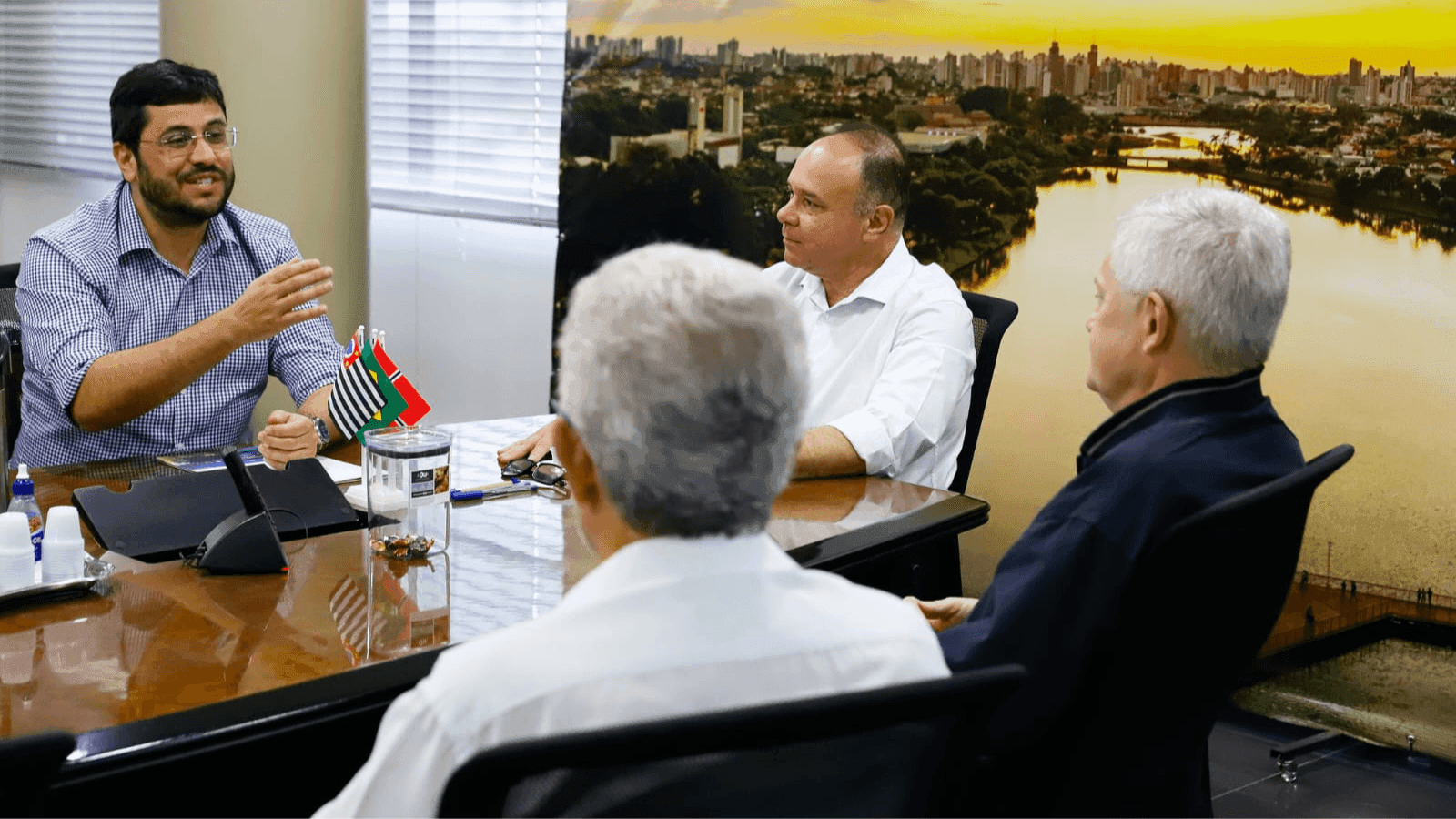 A proposta foi apresentada na quinta-feira (24)