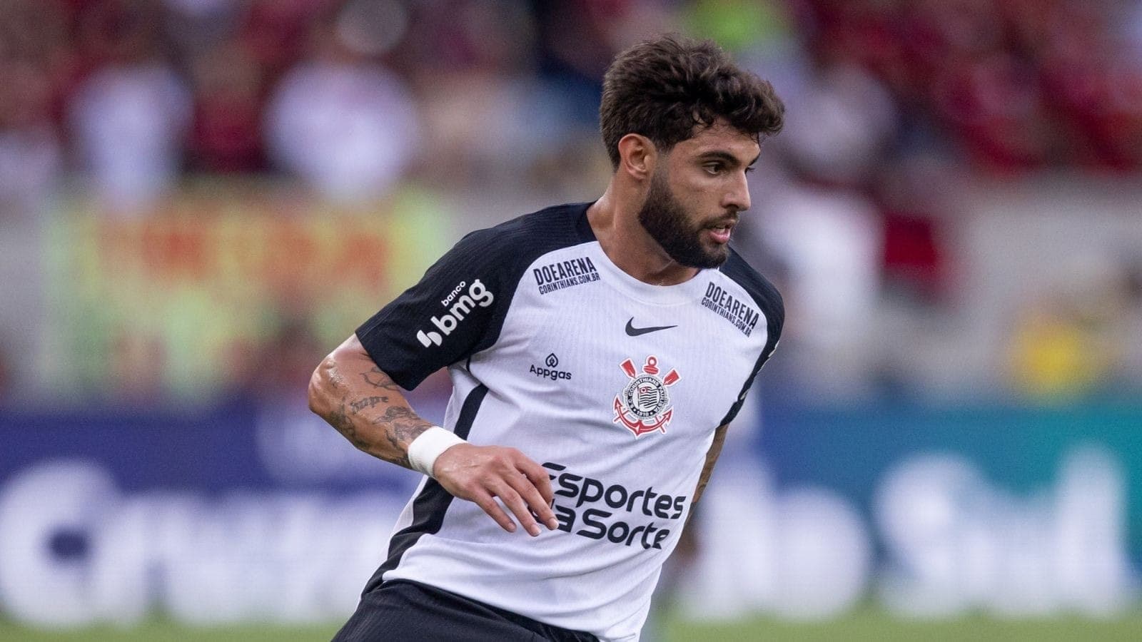 Yuri Alberto em jogo contra o Flamengo