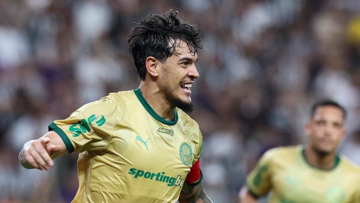 Gustavo Gomez comemora