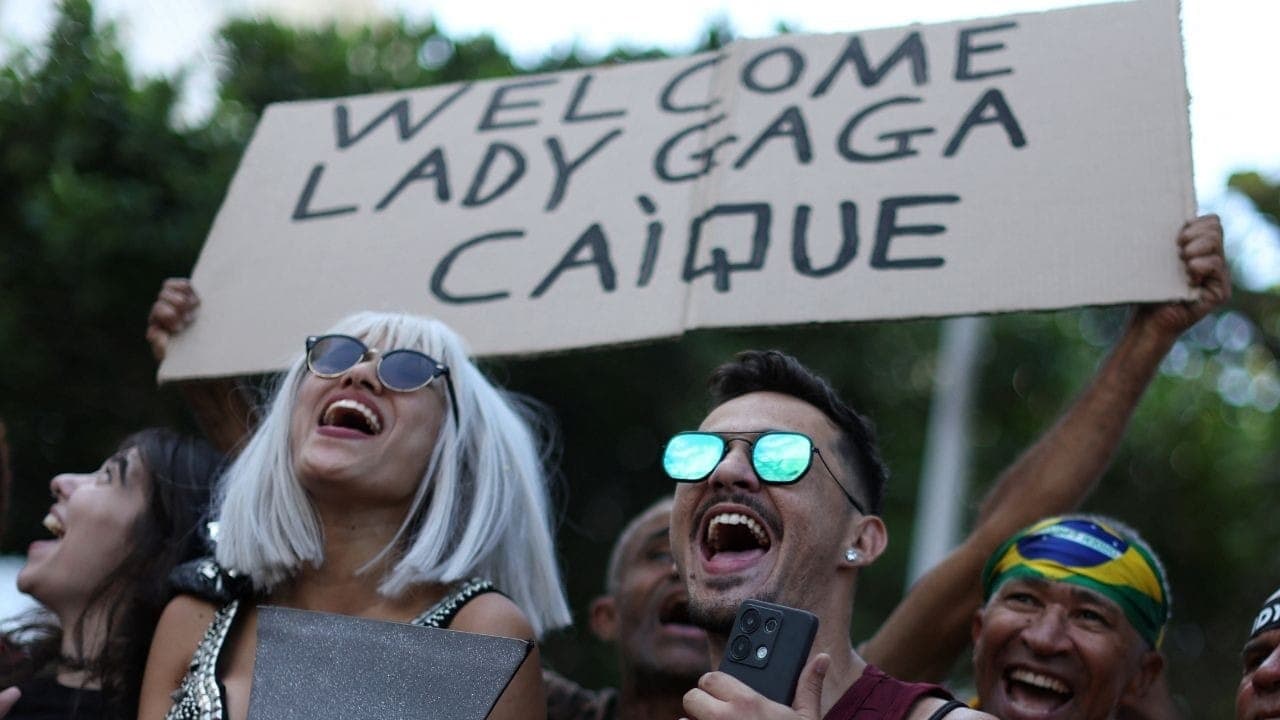 Fãs de Lady Gaga no Rio