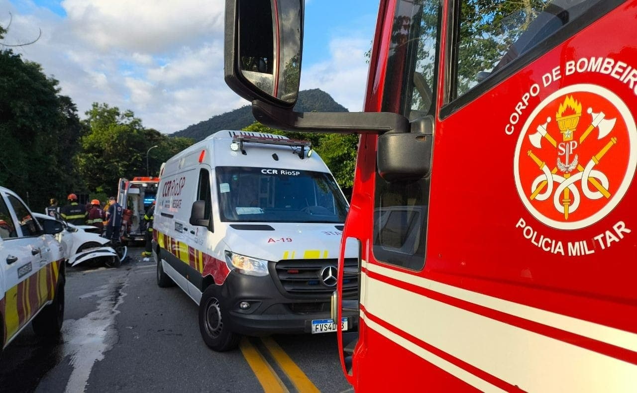 Acidente aconteceu na rodovia Rio-Santos