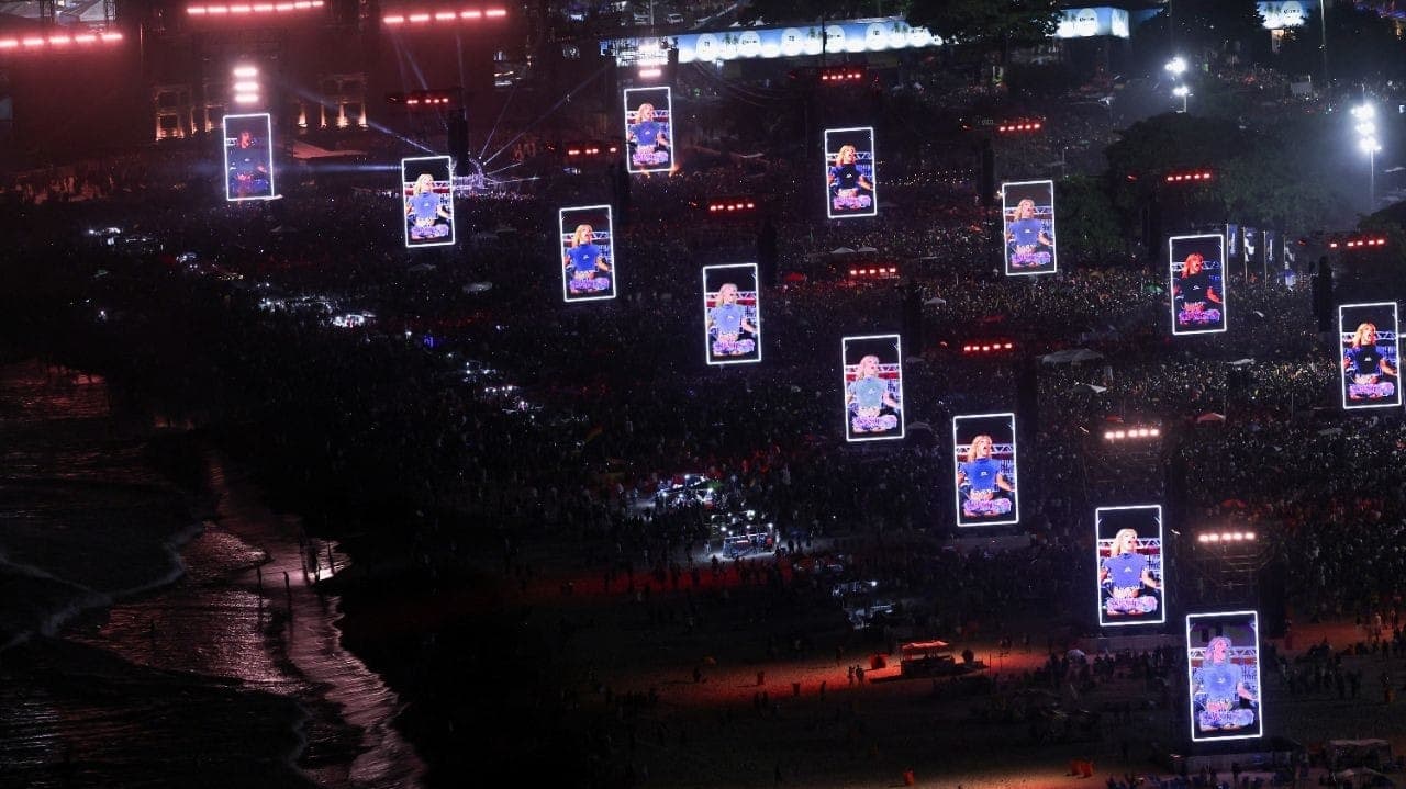 Polícia deflagra operação contra grupo que planejava ataque a bomba em show da Lady Gaga