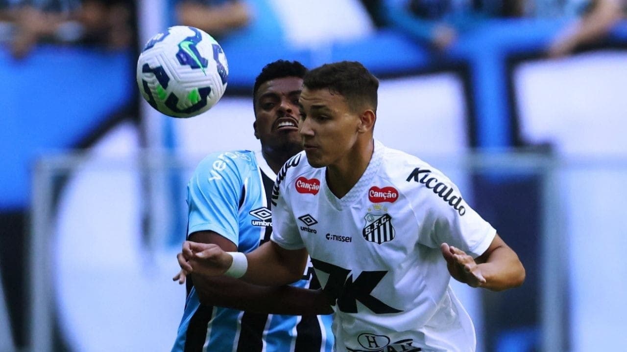Deivid Washington e Jemerson em Grêmio x Santos