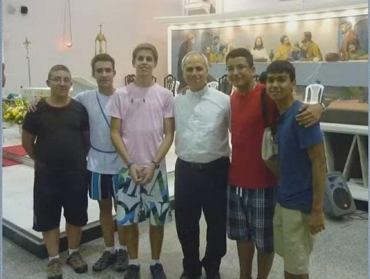 Papa Leão XIV recebendo fiéis no Rio de Janeiro
