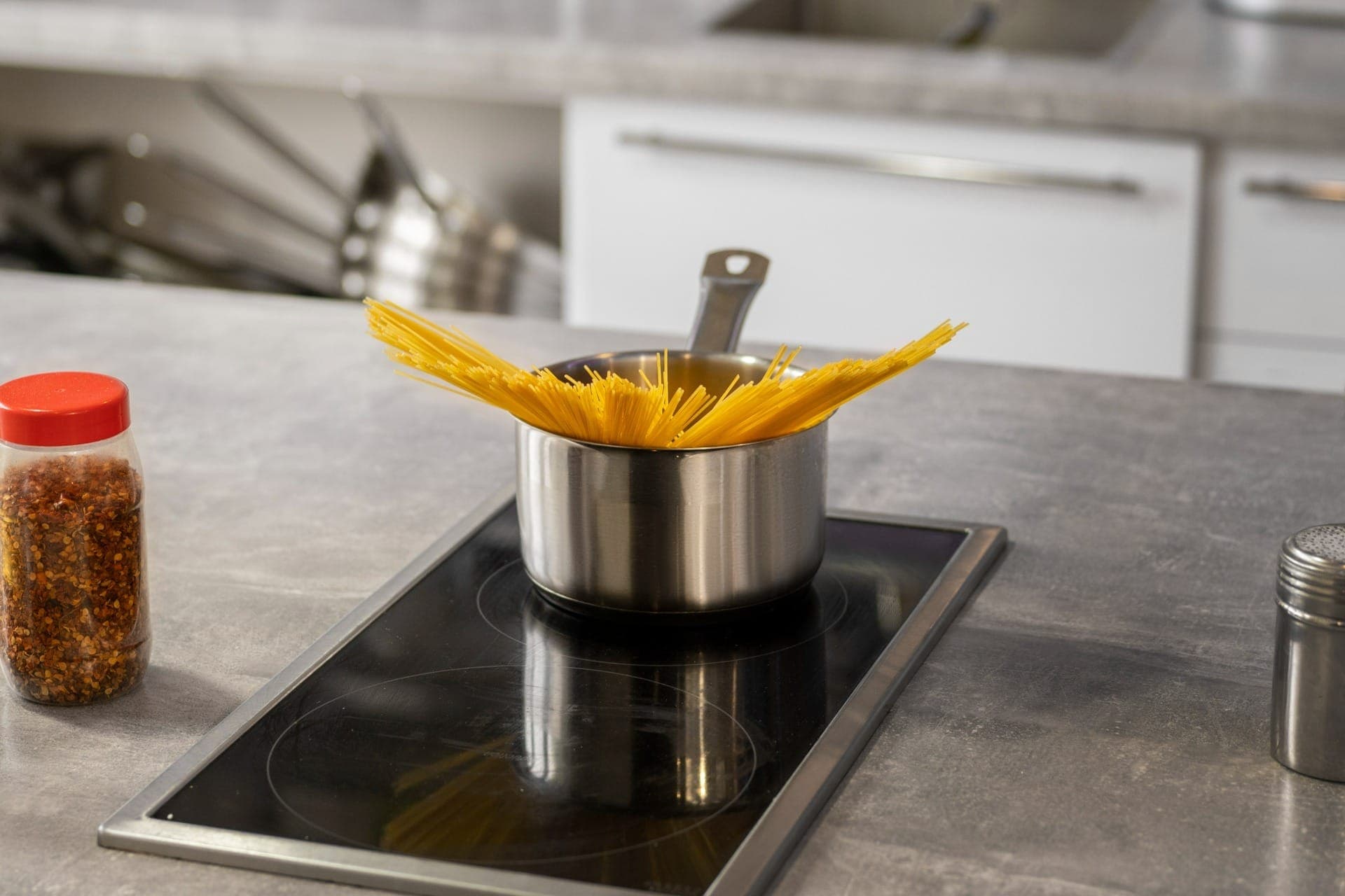 Veja dicas importantes para acertar na escolha do seu novo cooktop