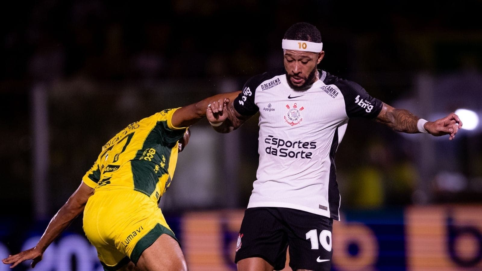Memphis Depay no Mirassol x Corinthians