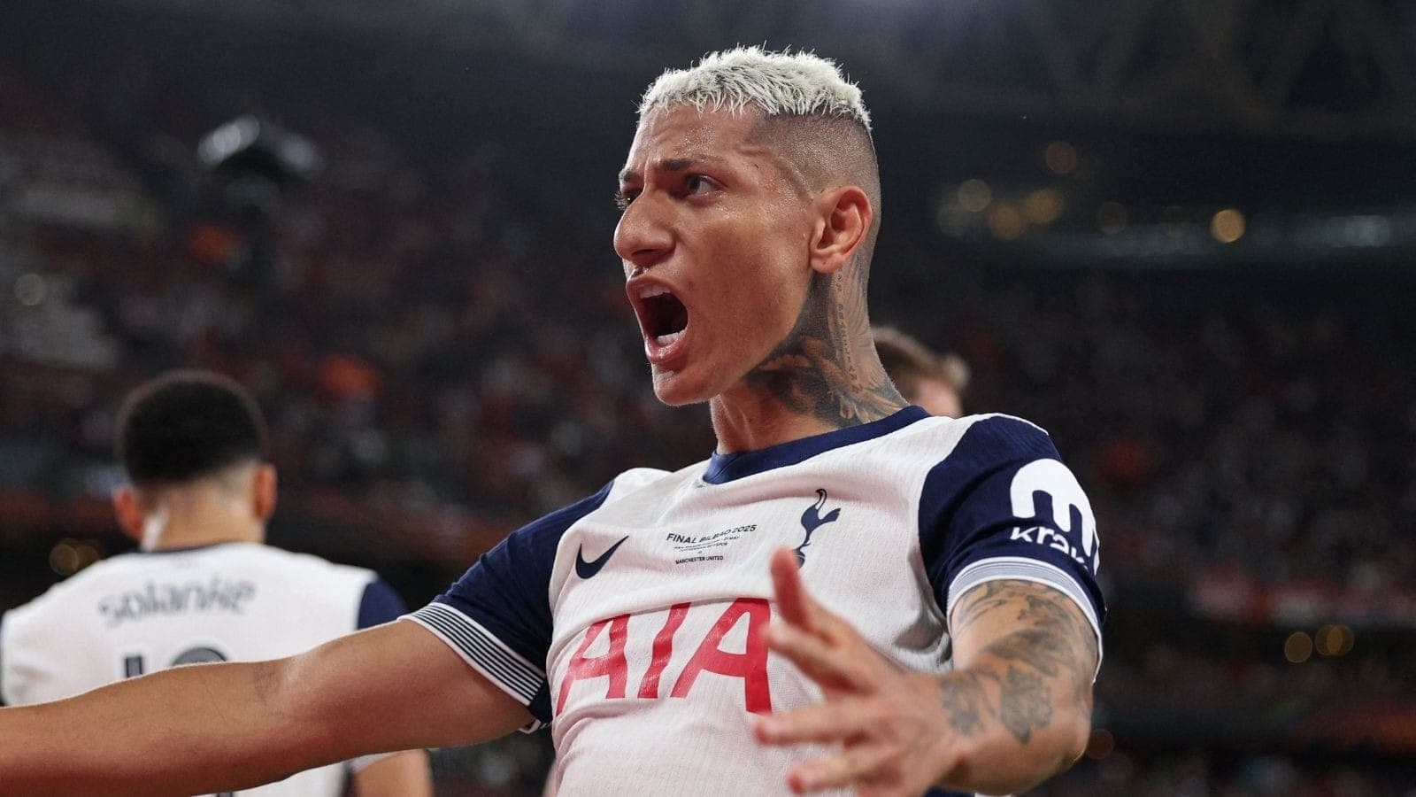 Richarlison se coloca à disposição de Ancelotti na Seleção