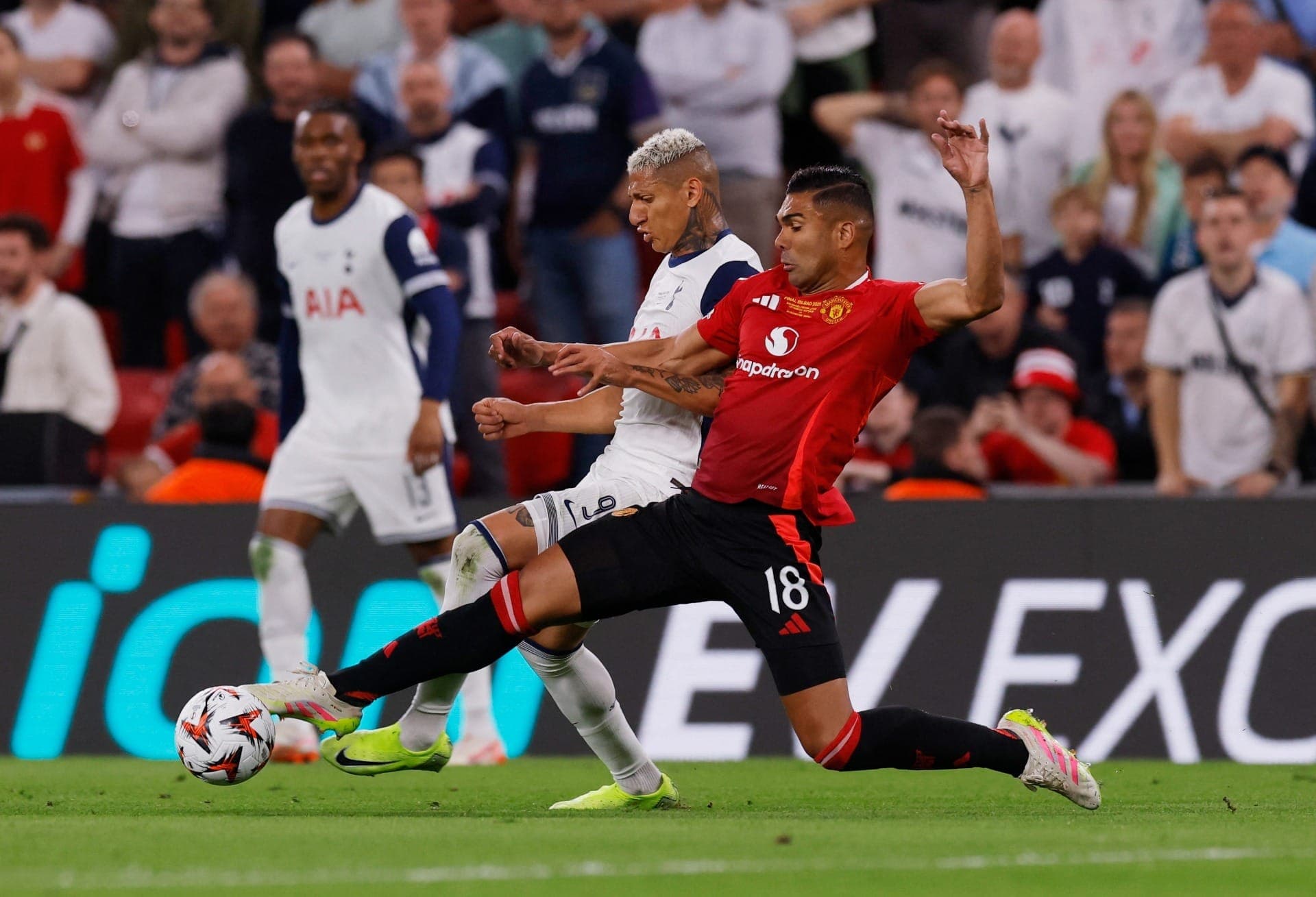 Tottenham x United