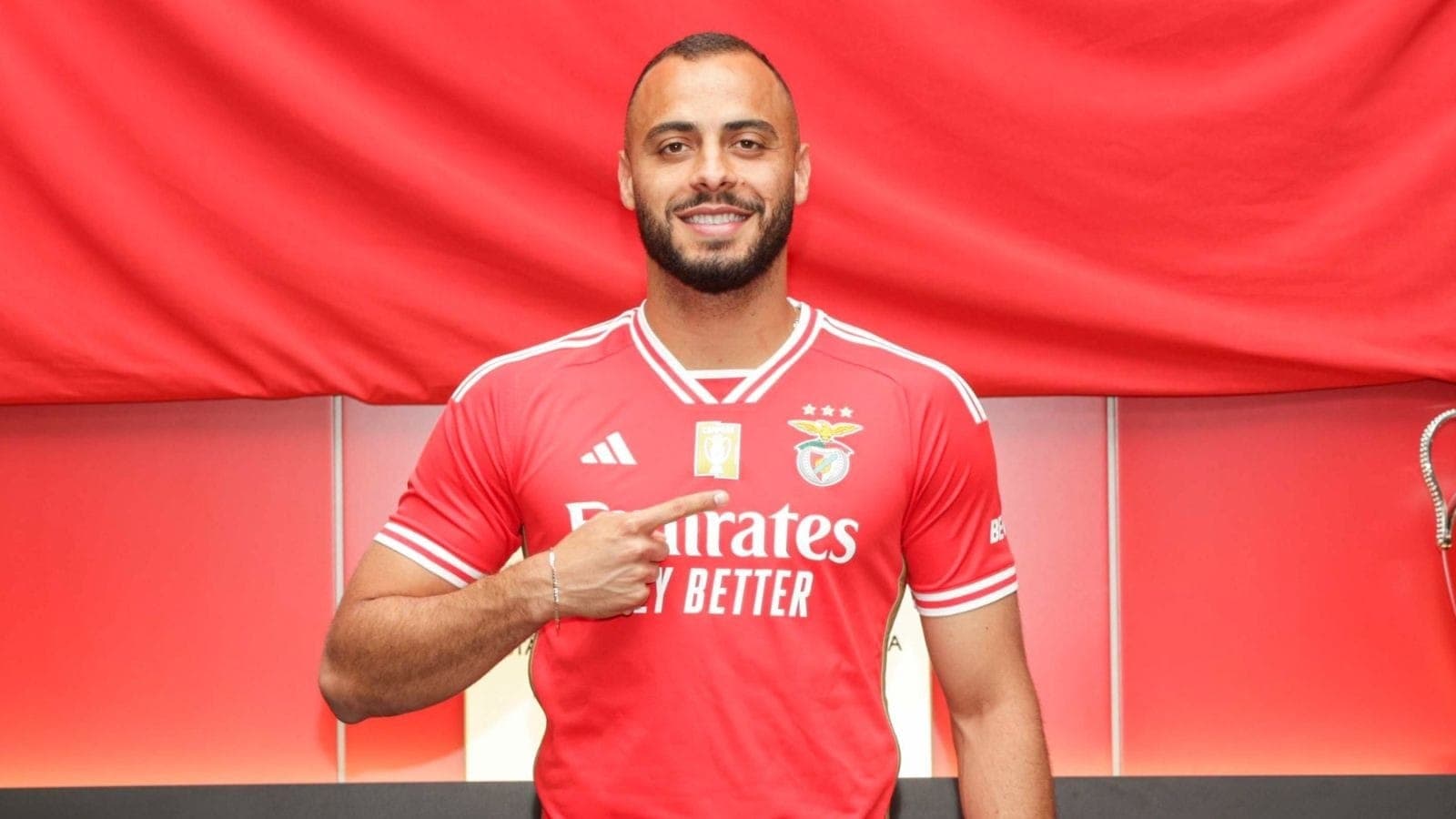 Arthur Cabral interessa ao Botafogo