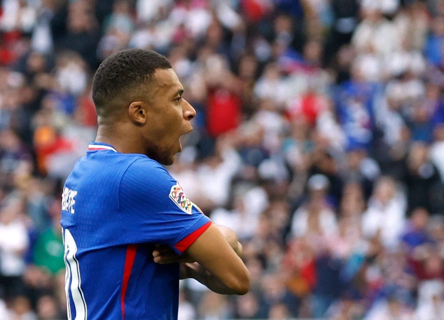 Mbappe comemora gol contra a Alemanha