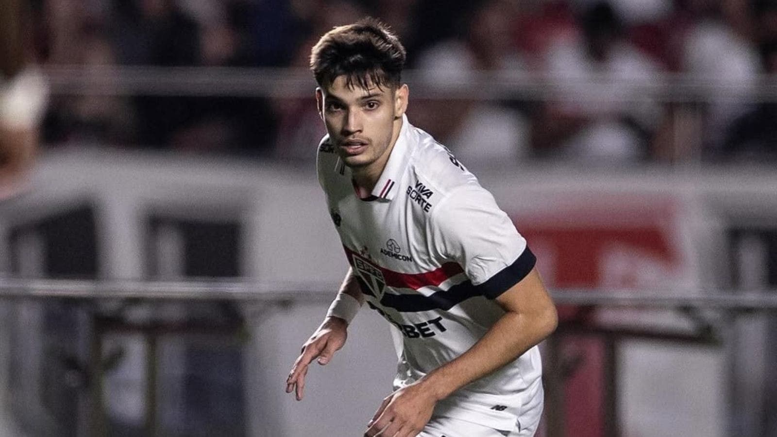 Bobadilla em campo pelo São Paulo