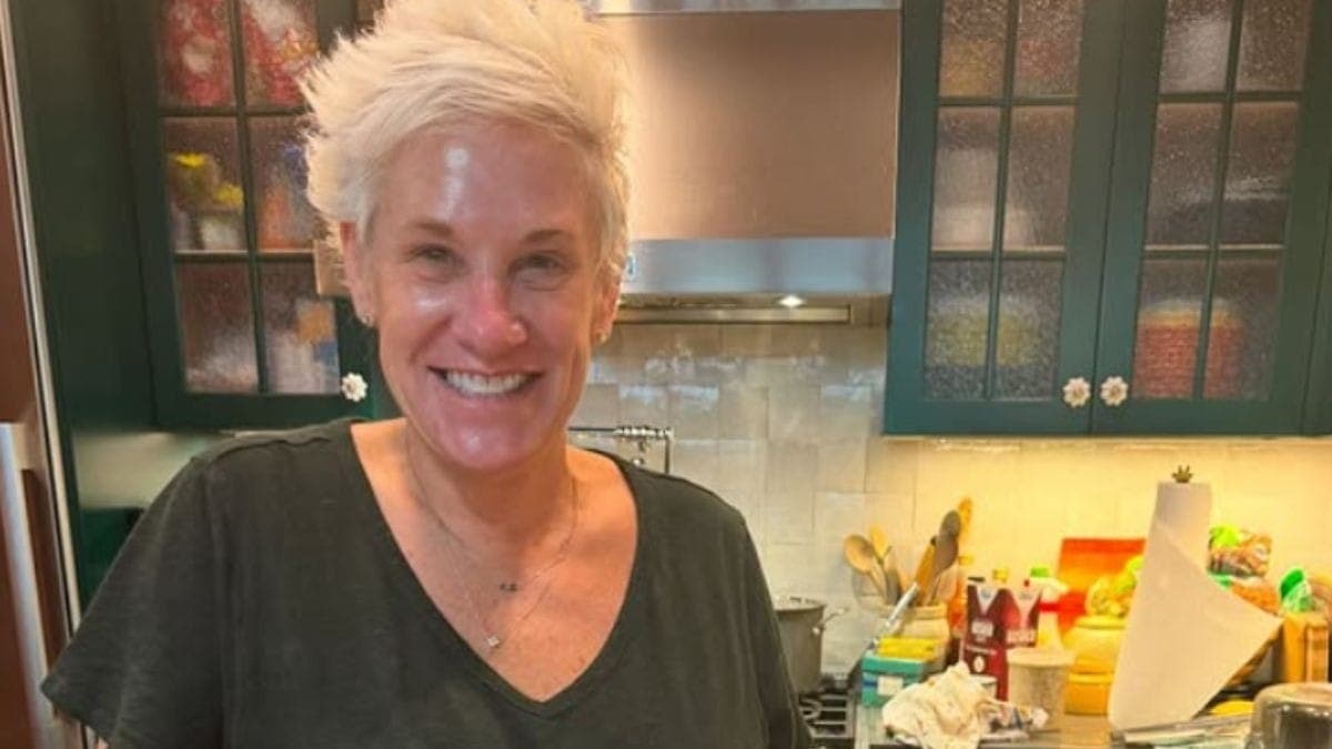 Anne Burrell