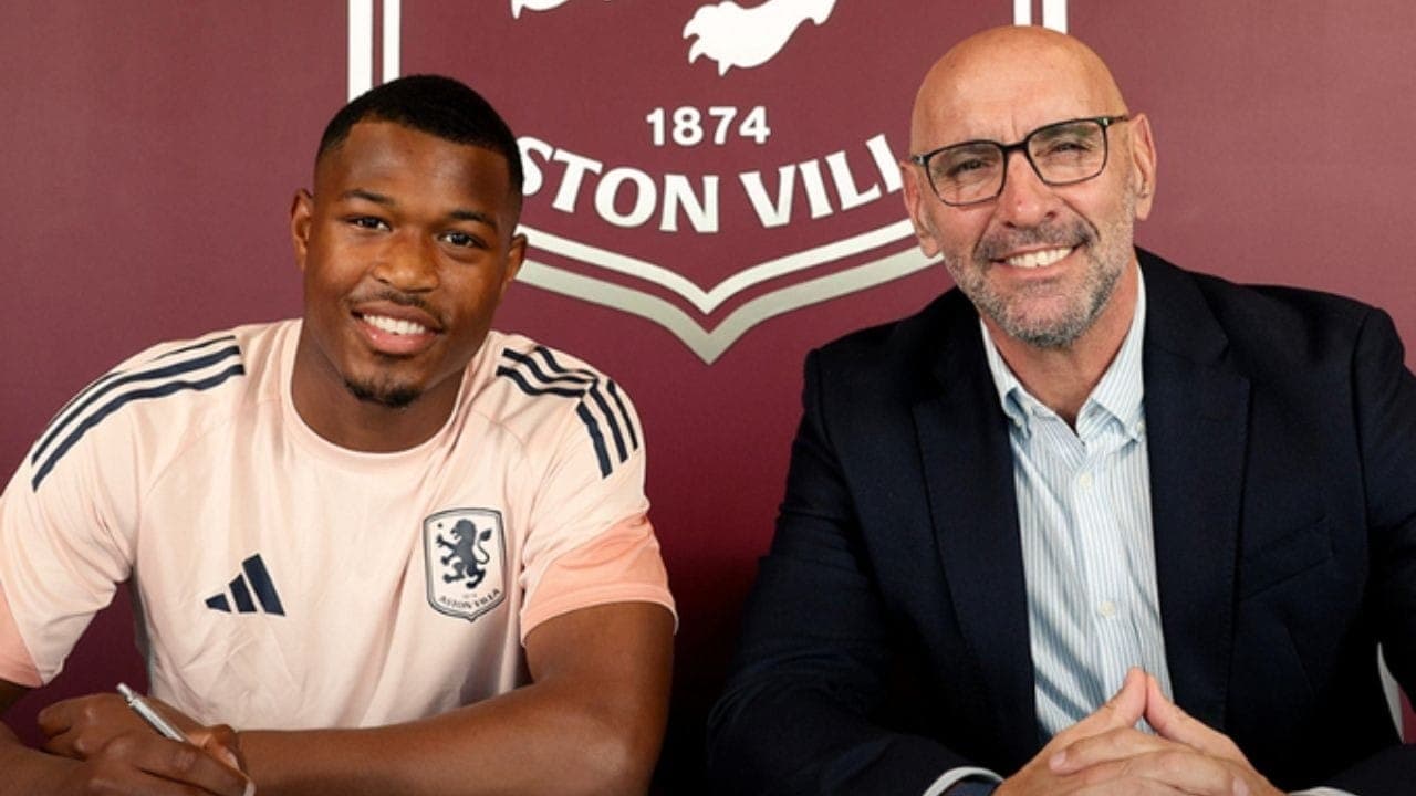 Zepiqueno Redmond reforma o Aston Villa