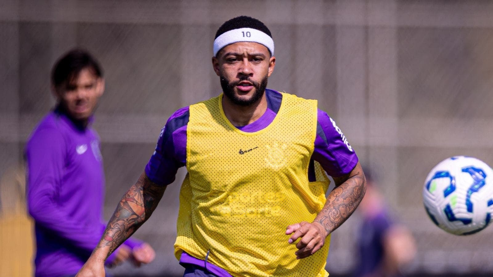 Memphis Depay, atacante do Corinthians