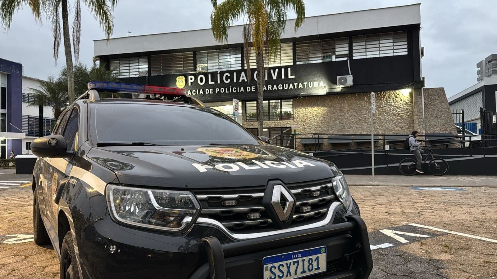 Homem que aplicava golpes financeiros em mulheres é preso após investigação em Caraguatatuba