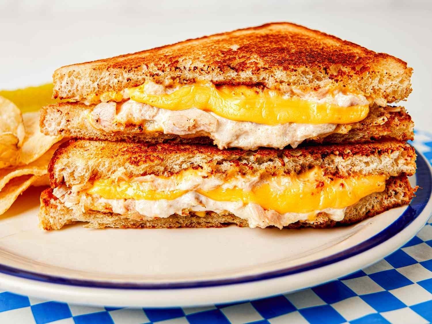 Como fazer tuna melt e mais