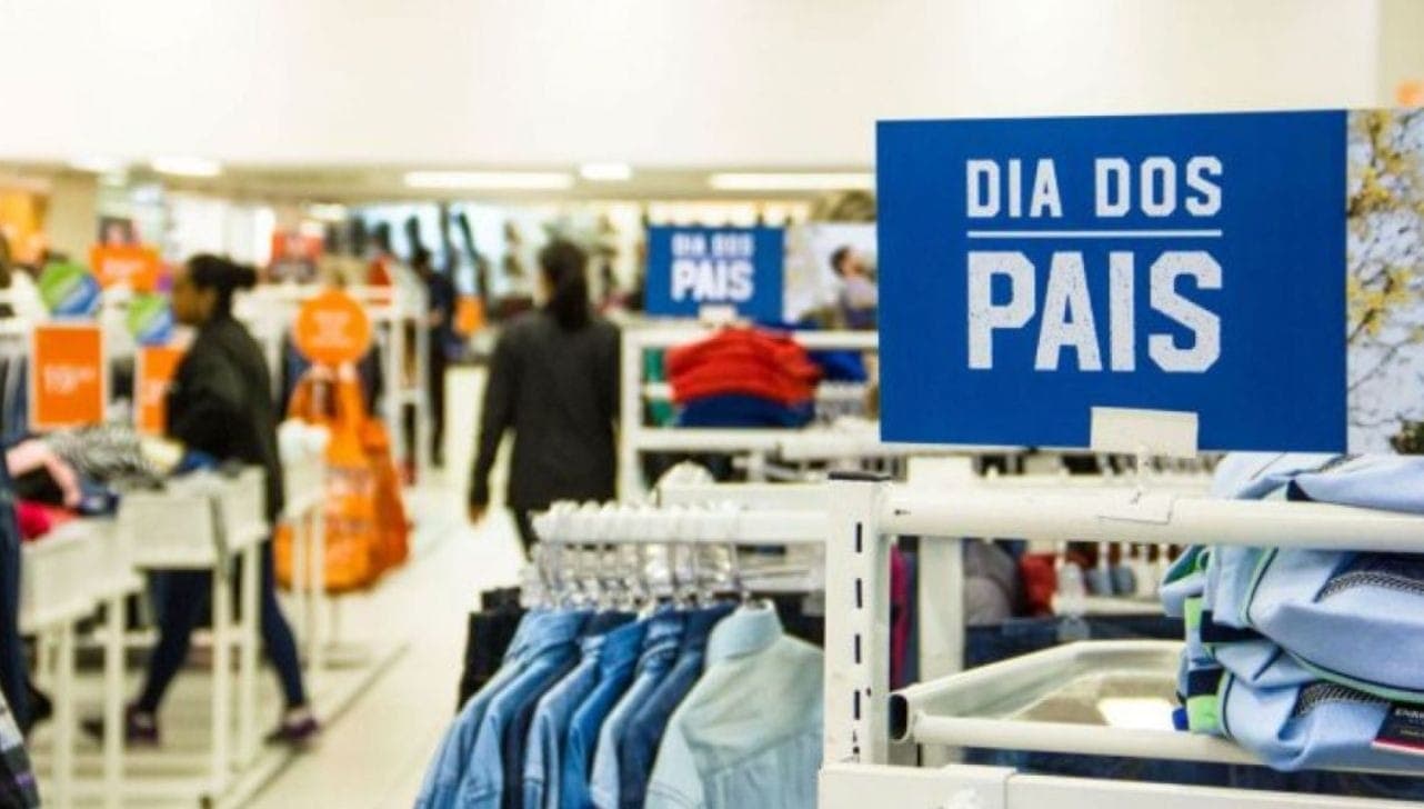 Presentes tradicionais têm variações significativas de preços e consumidor deve ficar atento