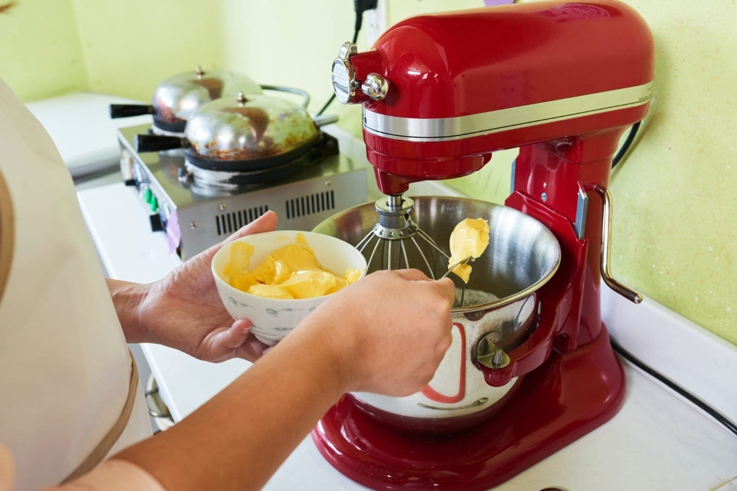 Bolos cremosos e práticos para preparar na batedeira