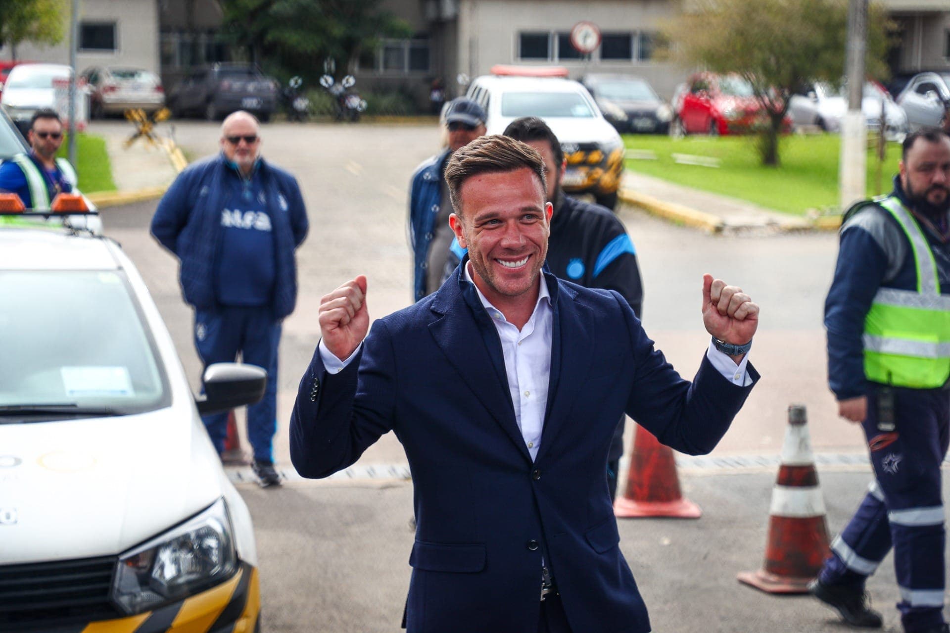 Arthur, novo volante do Grêmio