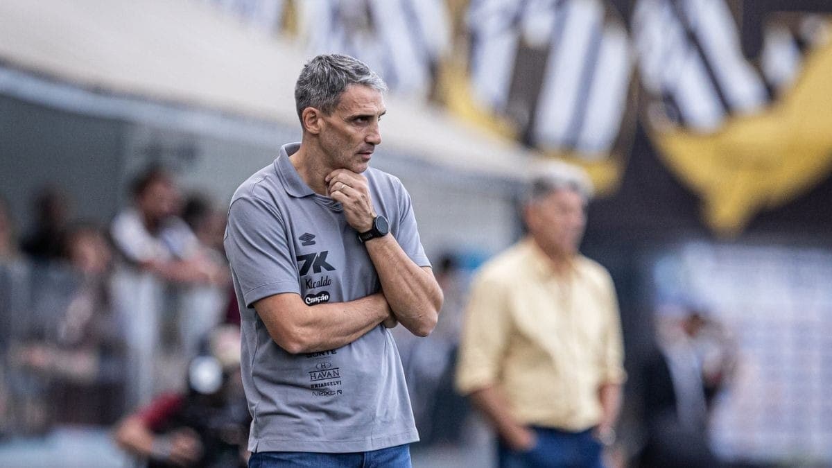 Vojvoda no comando do Santos