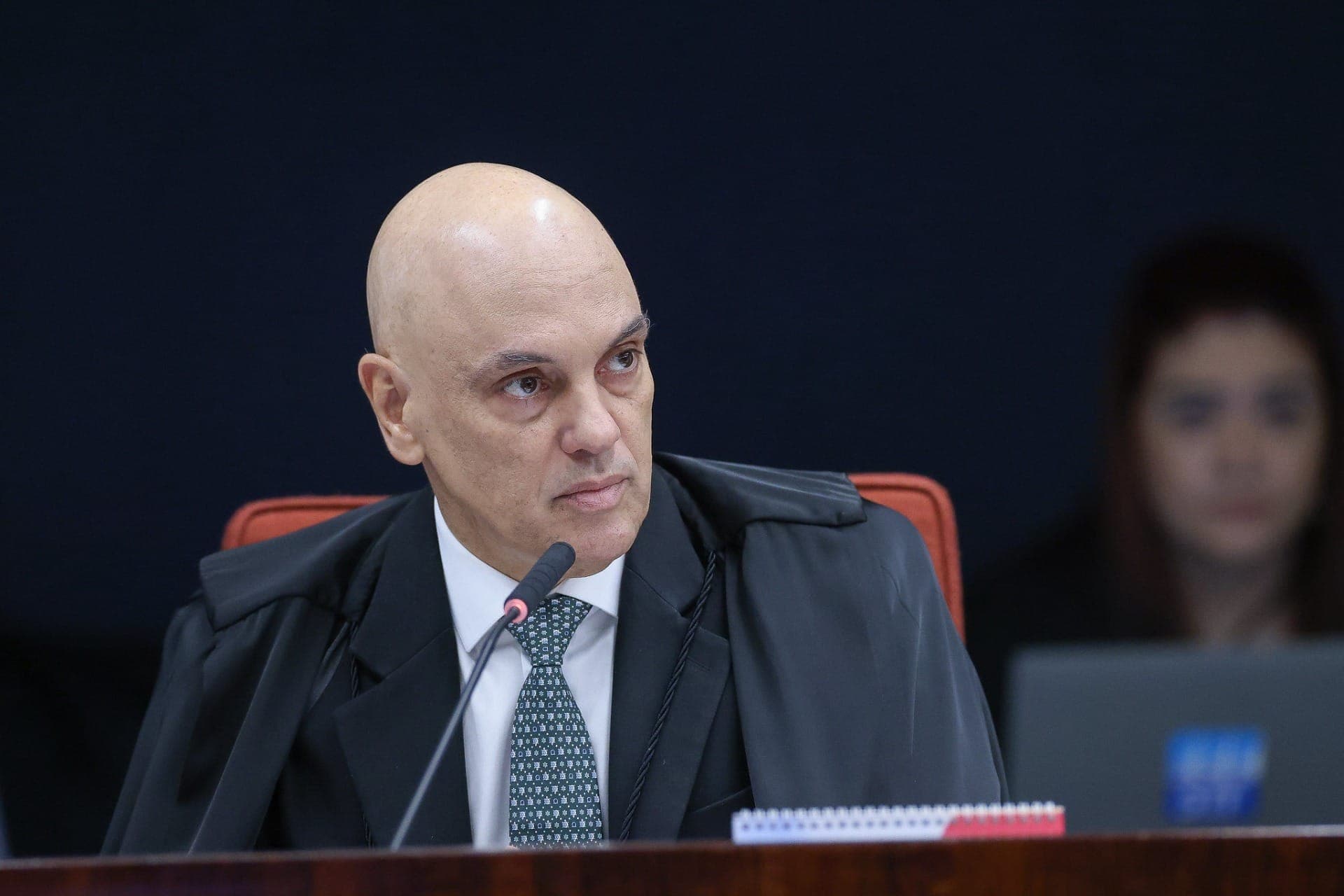 Moraes restringe Coaf