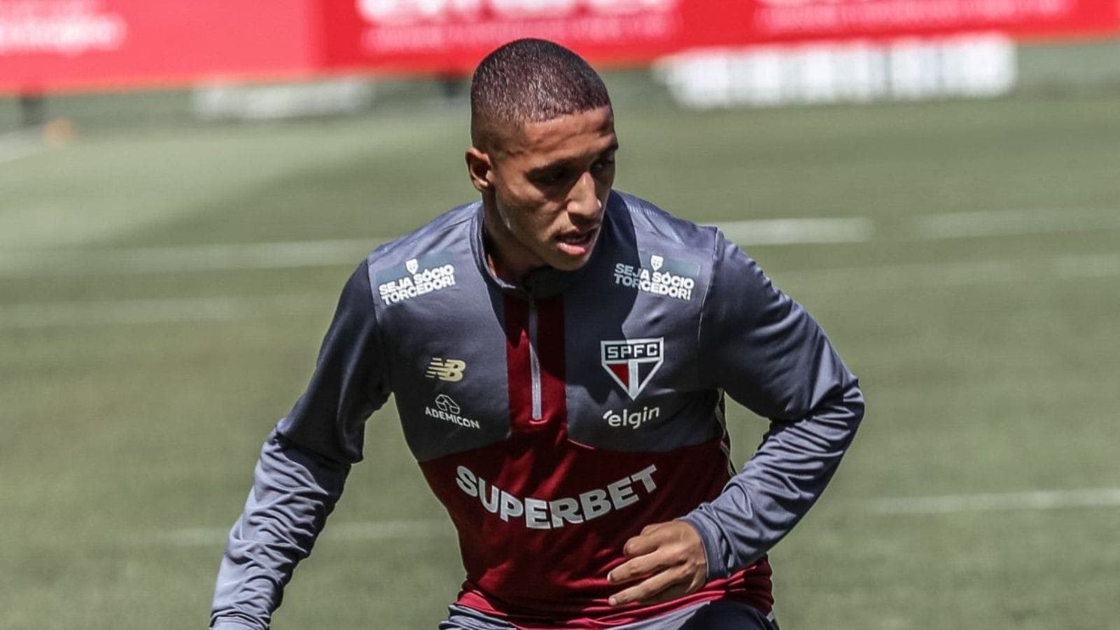 Sgarbi considerou a negociação de Henrique Carmo por 6 milhões de euros uma das piores da história do São Paulo
