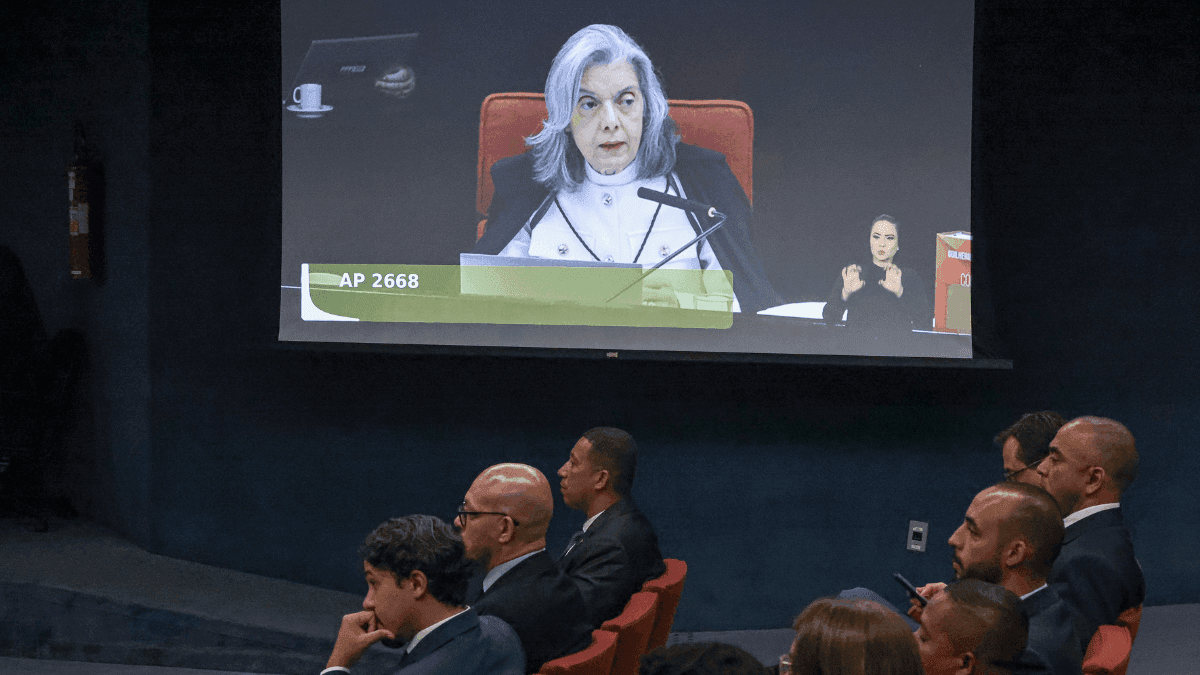 Ministra Cármen Lúcia