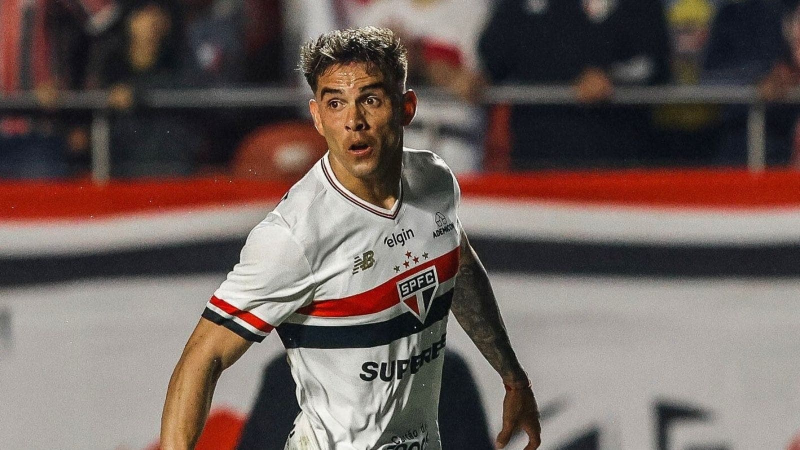 Enzo Díaz tem trauma no tornozelo esquerdo