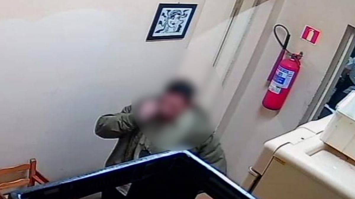 Policial Civil briga em bar e atira em cliente 