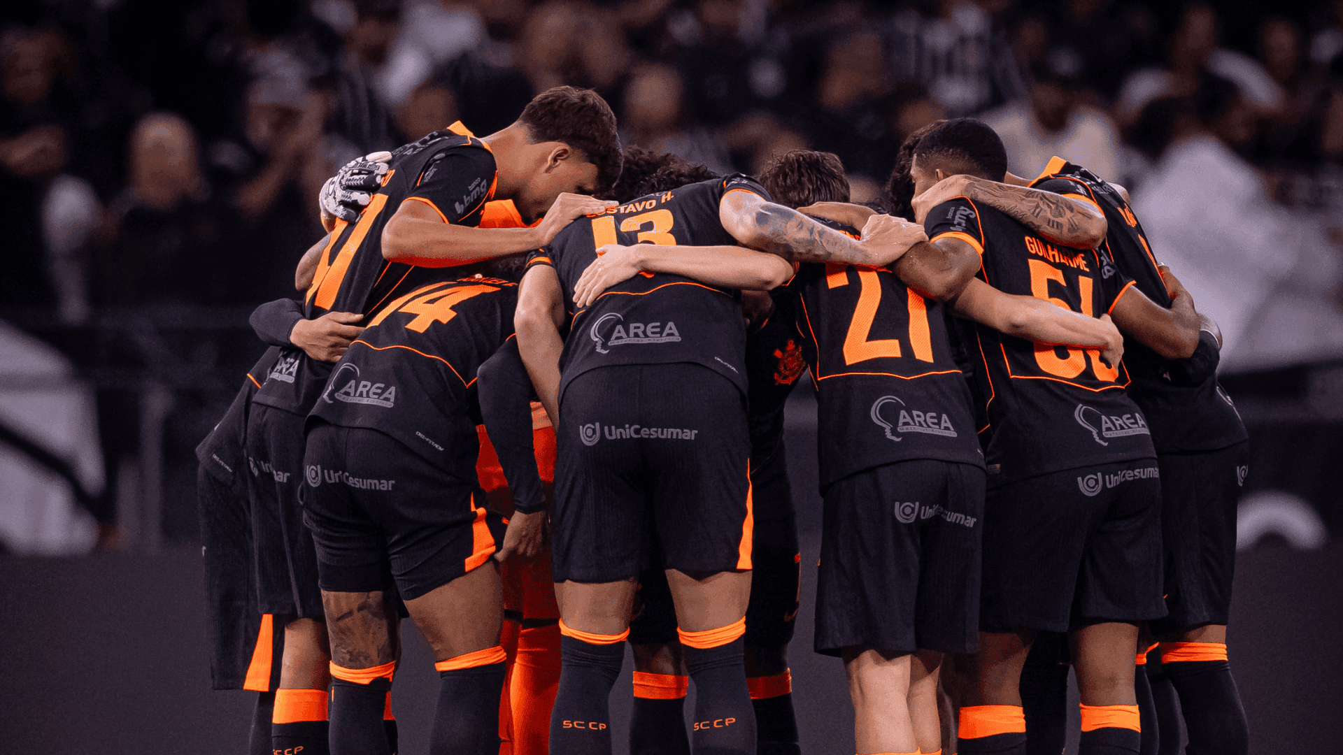 Jogadores do Corinthians na Arena