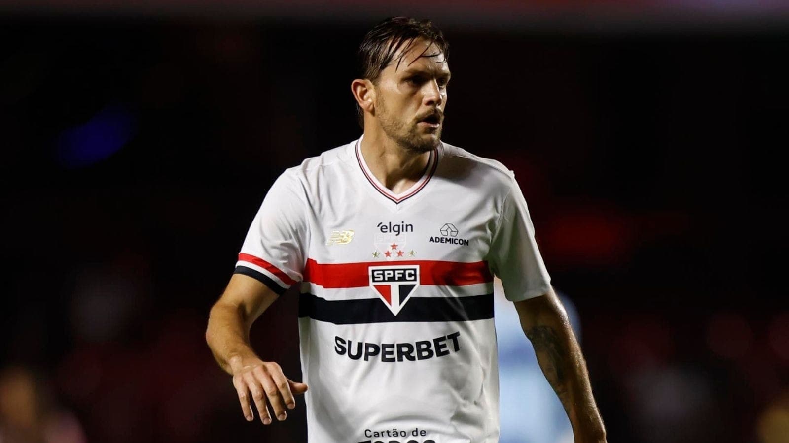 Rafael Tolói, zagueiro do São Paulo