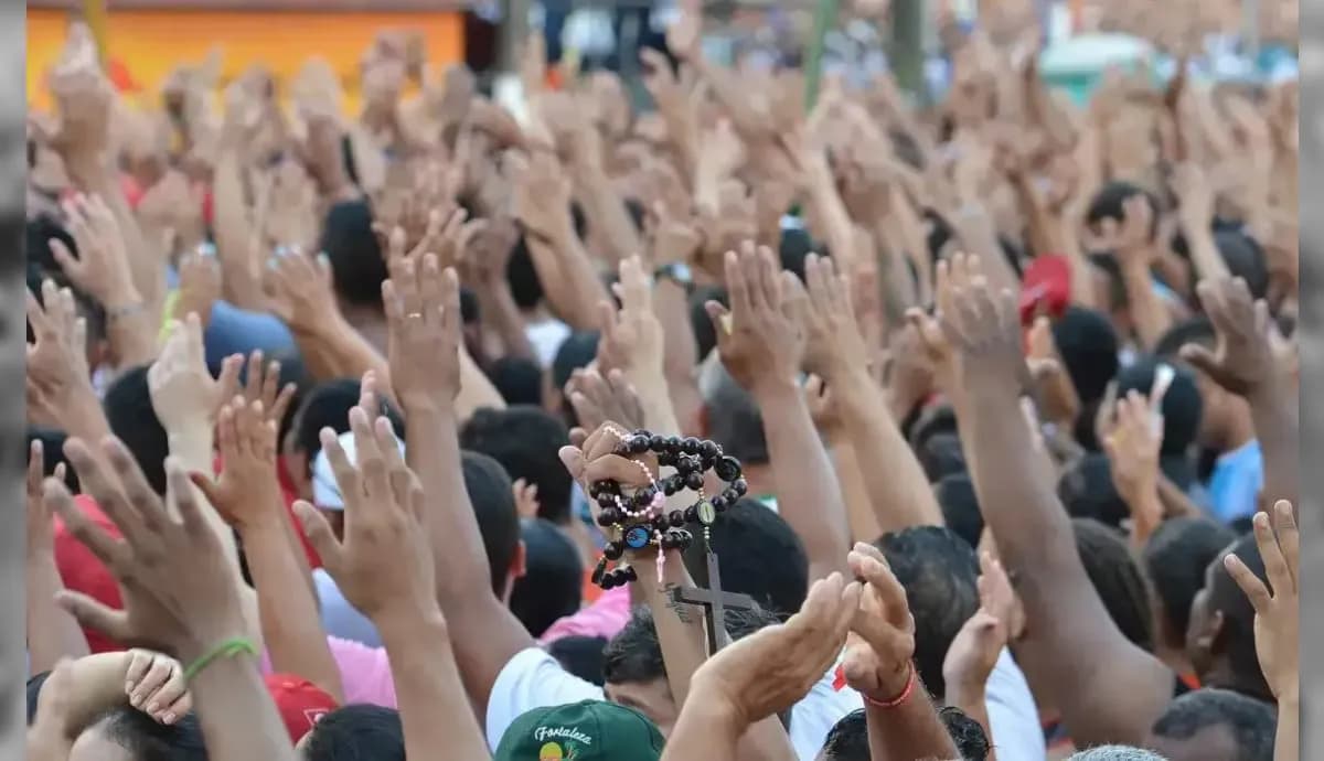 Fiéis em romaria em Belém