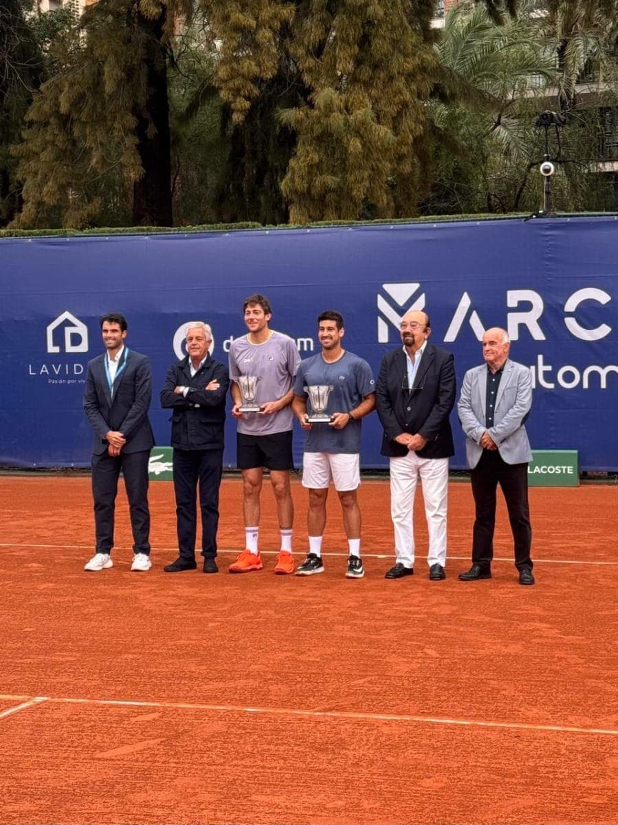 Orlando Luz e Marcelo Demoliner na premiação