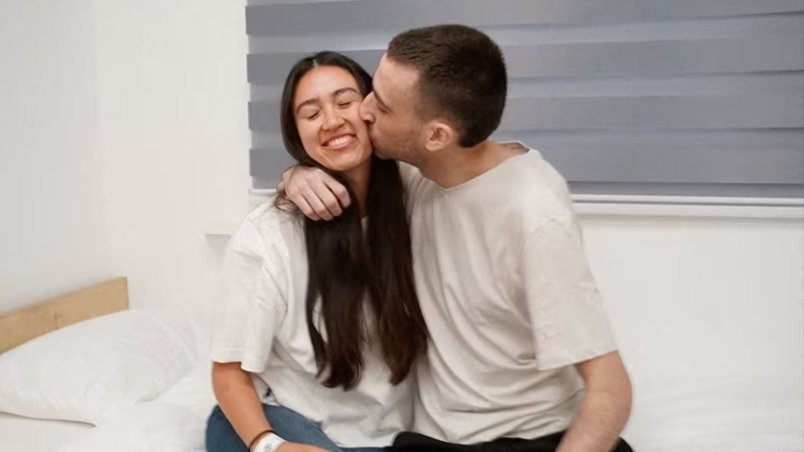 Casal se reencontra após 2 anos