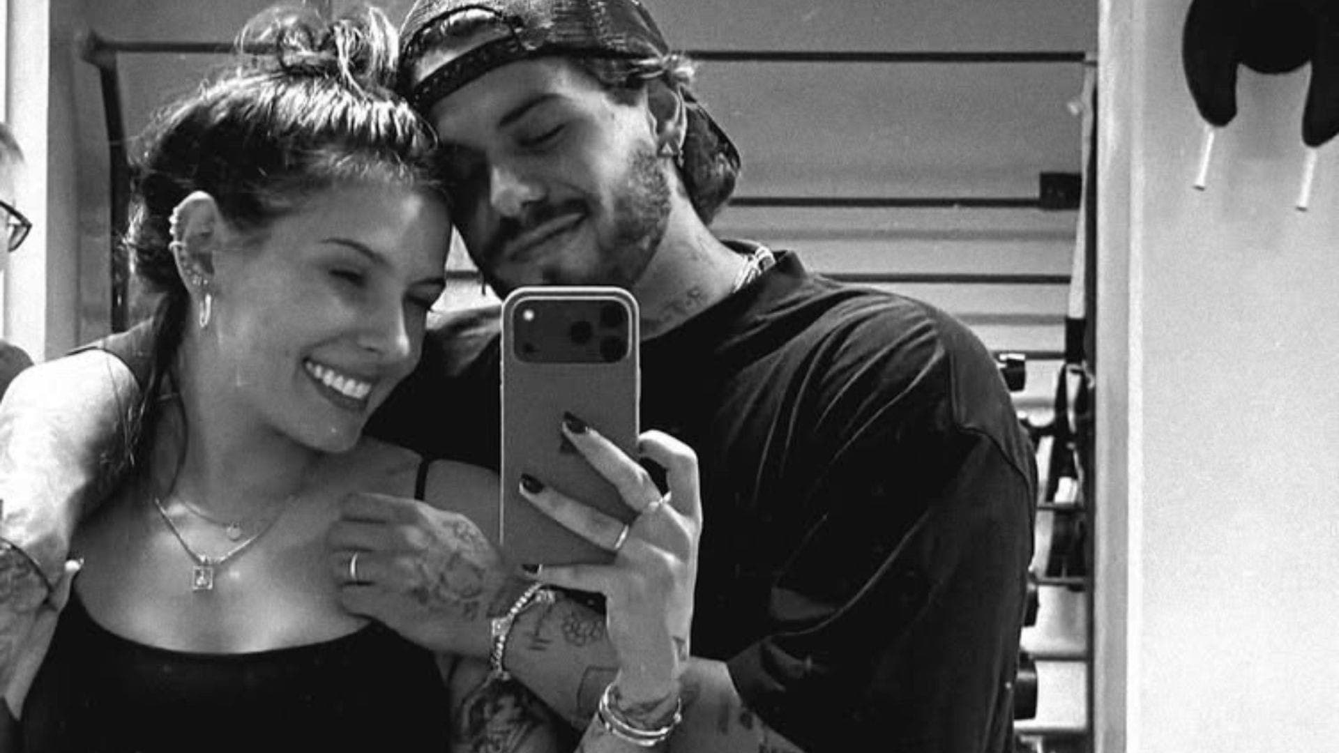 Ana Castela e Zé Felipe ostentam aliança