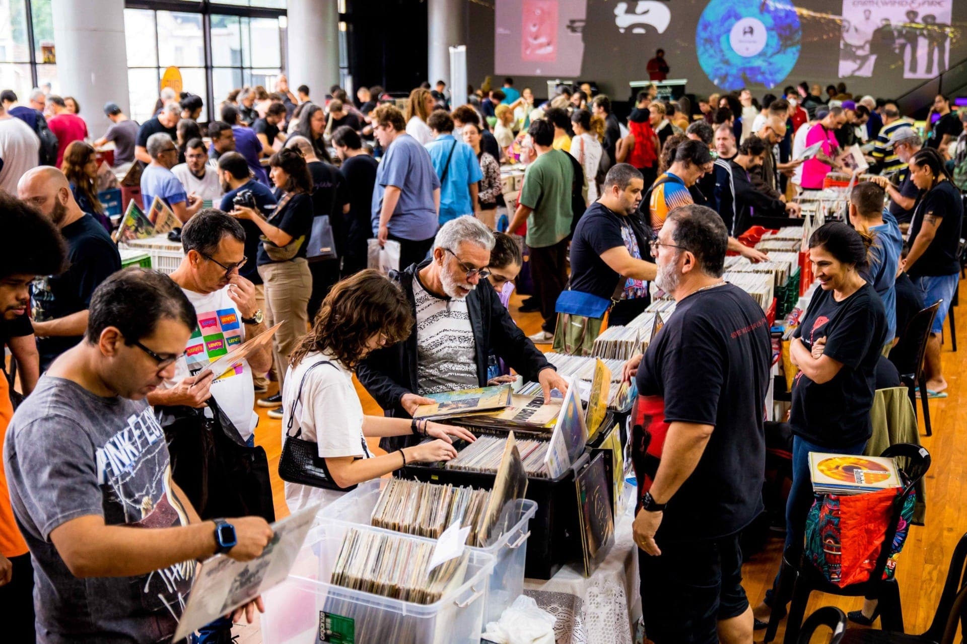 Feira de Vinil