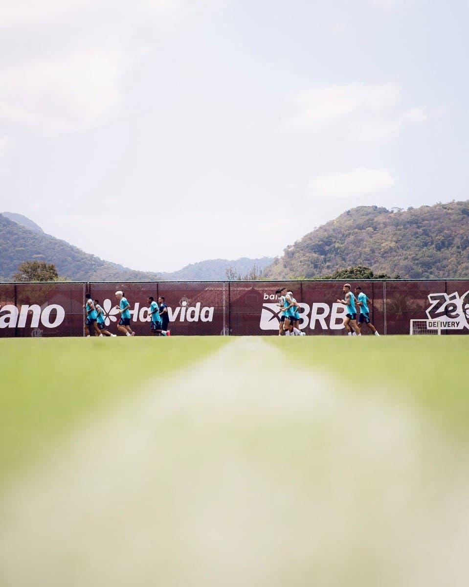 Treino do Flamengo no CT do Ninho do Urubu