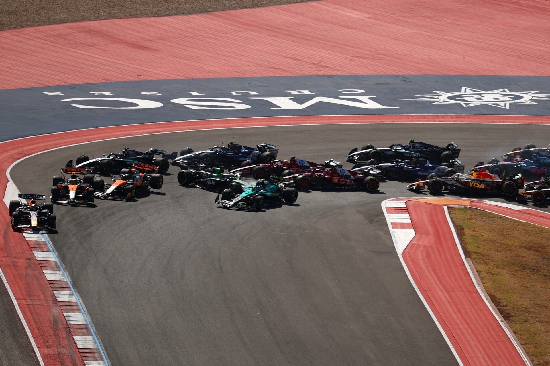 Largada da corrida sprint do GP dos EUA 2025
