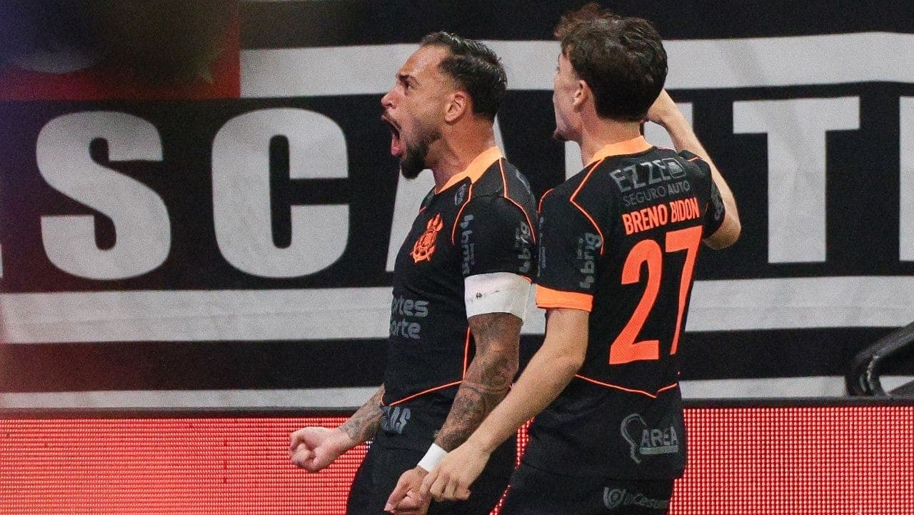 Gol da partida foi marcado por Maycon no começo do segundo tempo