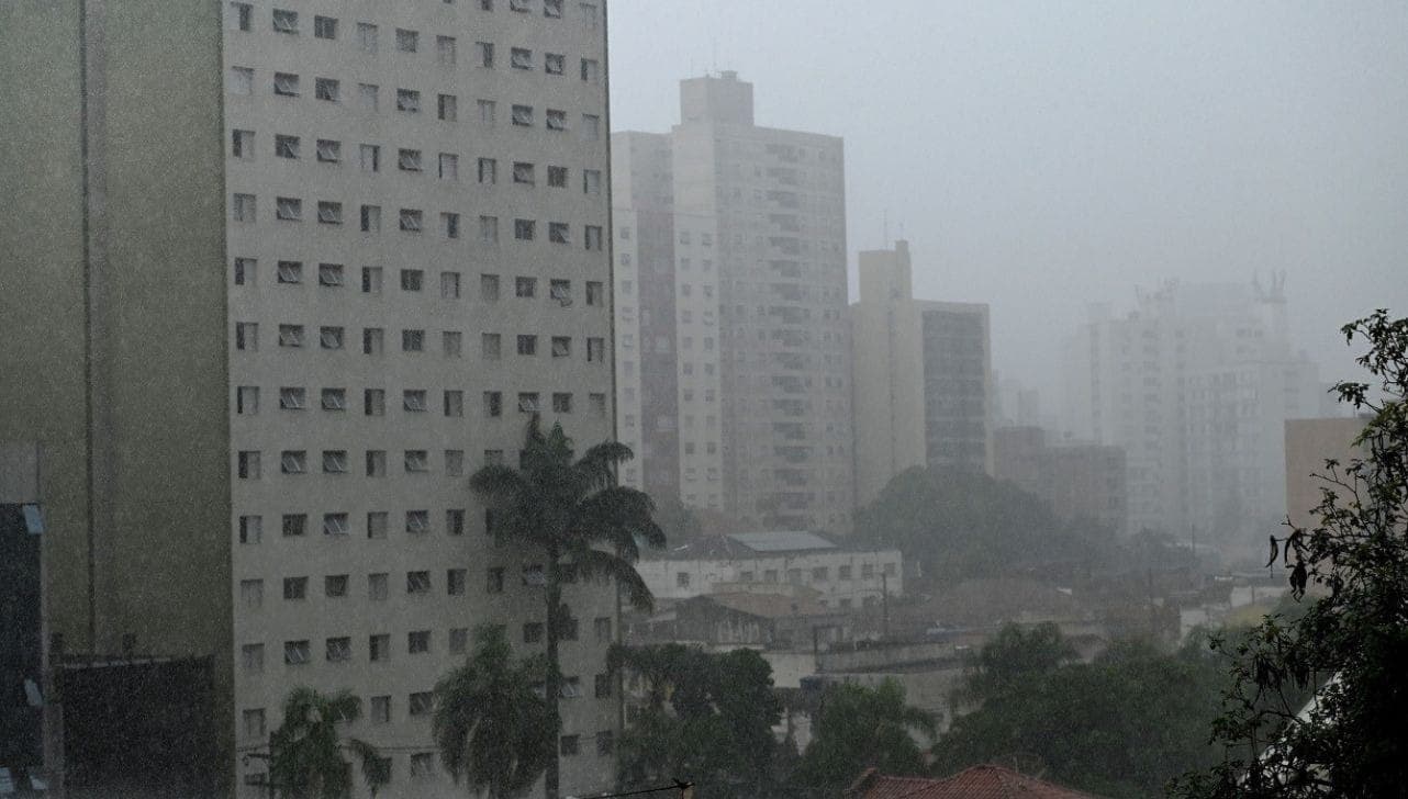 Frente fria muda o tempo na região de Campinas