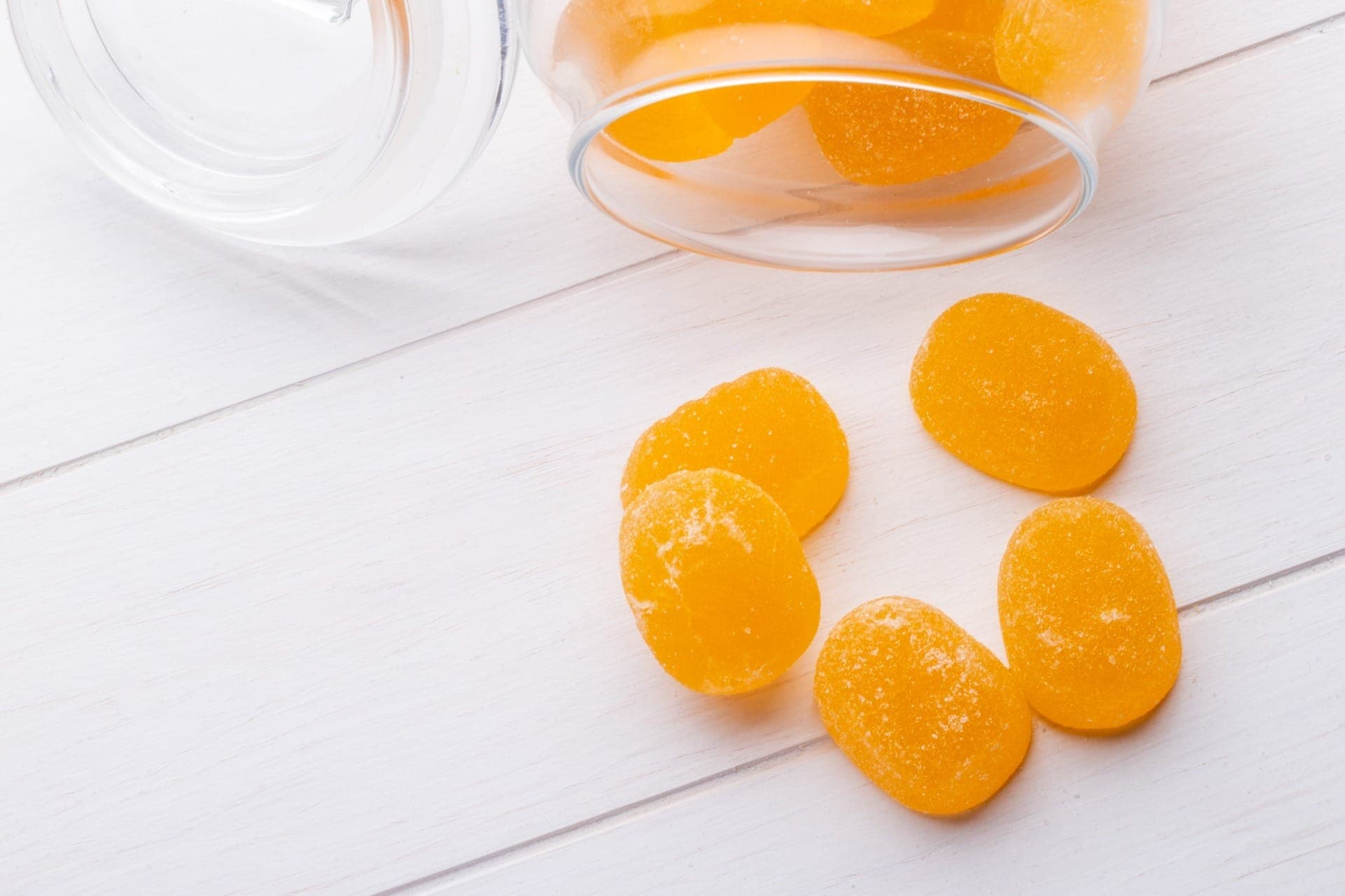 As gomas de vitamina, gummy hair, são desenvolvidas para a saúde capilar, da pele e das unhas