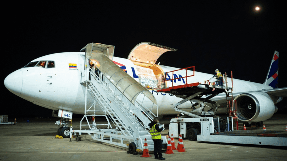 Aeroporto de São José dos Campos terá dois voos semanais de carga da Europa