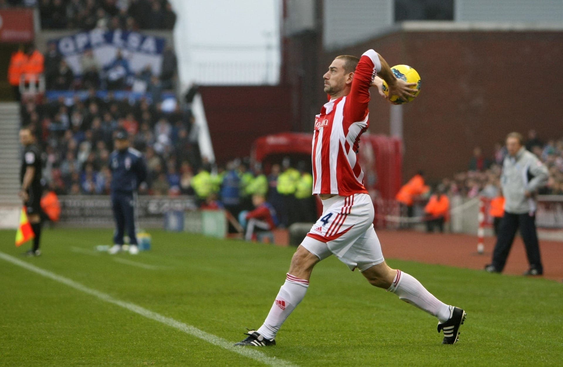Lateral na Premier League