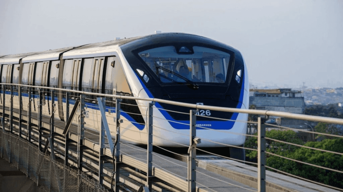 Linha 15-Prata, do Metrô de São Paulo