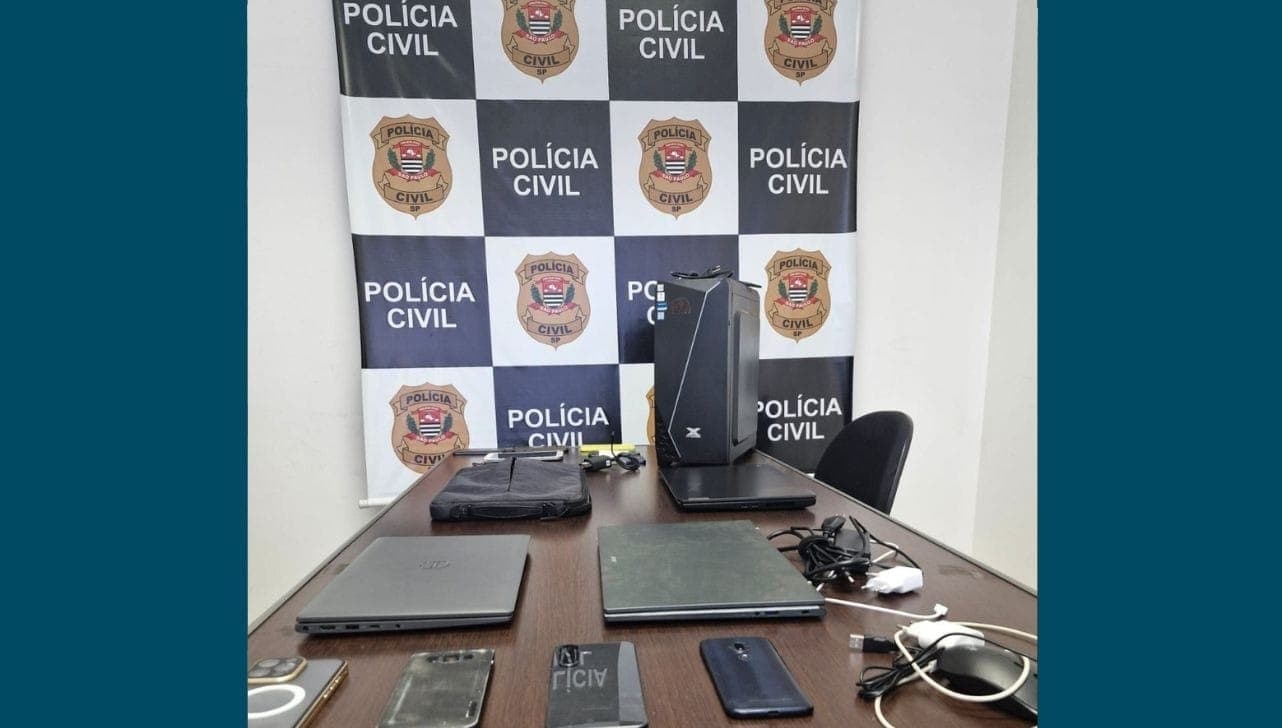 Objetos apreendidos pela polícia
